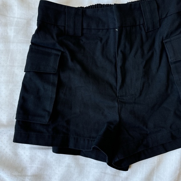 Summer Cargo Shorts - Picture 2 of 3